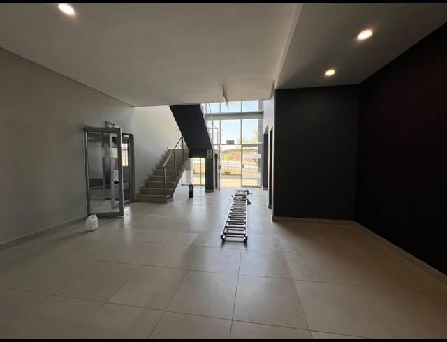 6,242M² WAREHOUSE TO LET IN RANDJESPARK